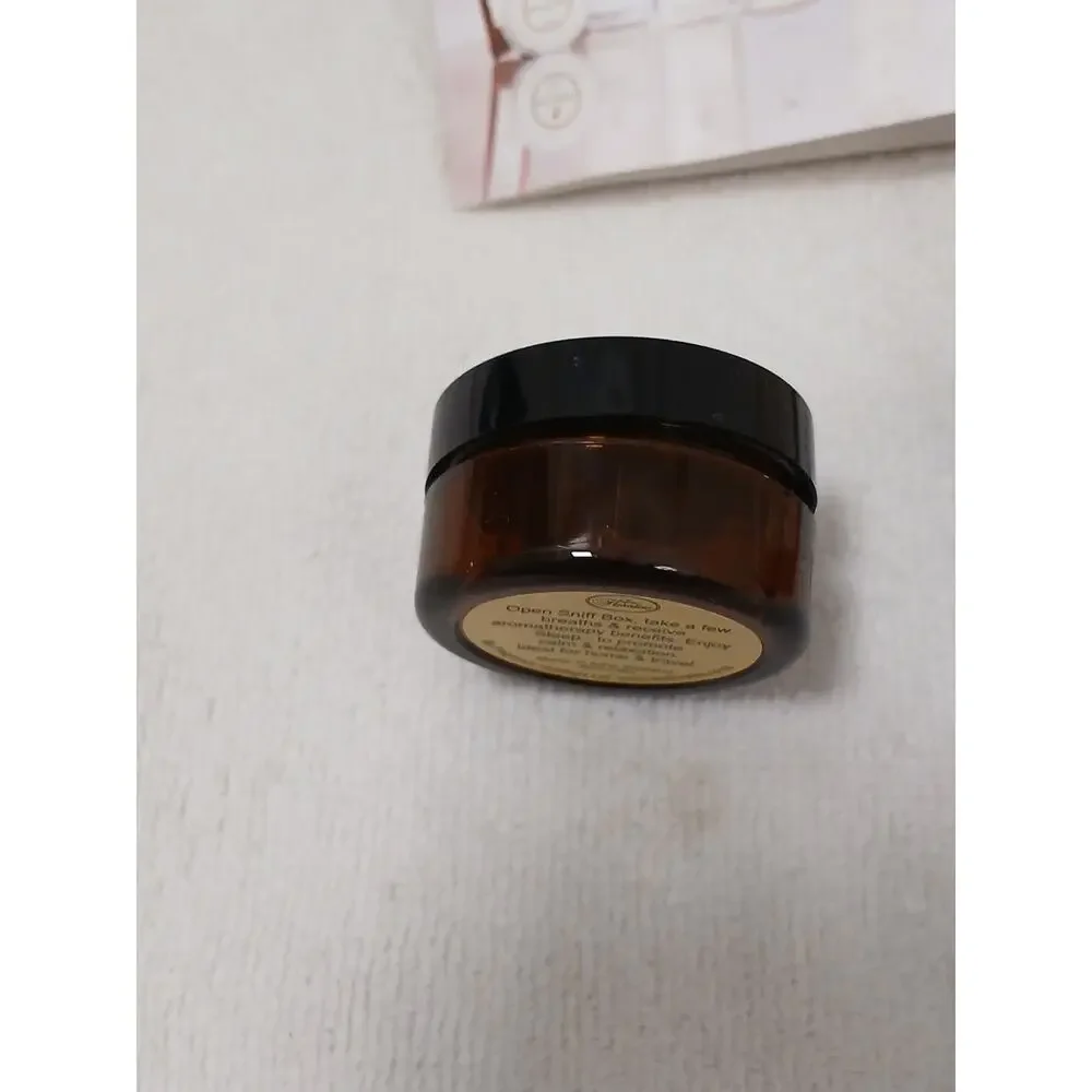 Bvlgari Parfums EMIRATES Travel Amenity Kit Accessories Lotion Brush‎ Tissue Etc